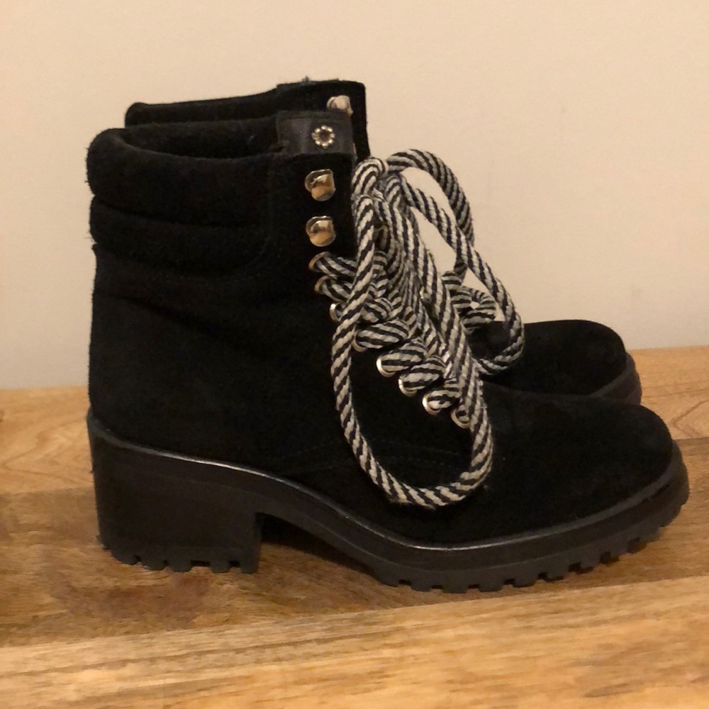 Shoes - Picture 2 of 2